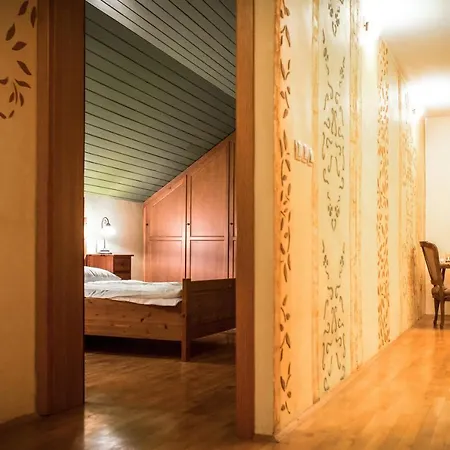 Estate Magovac - Reka Ljubezni * Znojile pri Krki